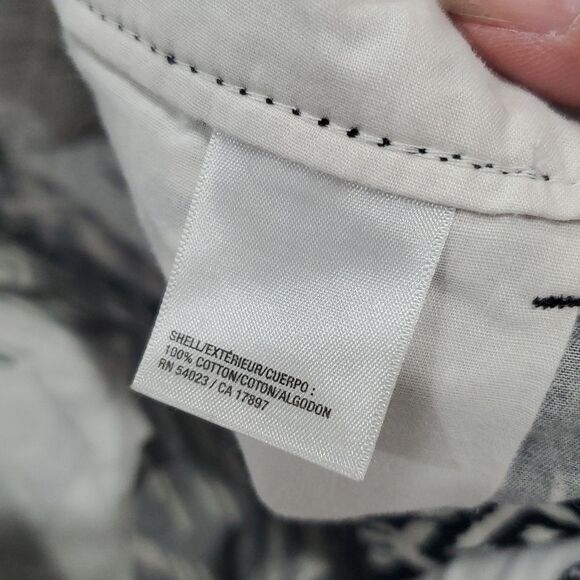 Old Navy Black and White Women's 100 % Cotton  Shorts, Side 6 - Picture 4 of 4